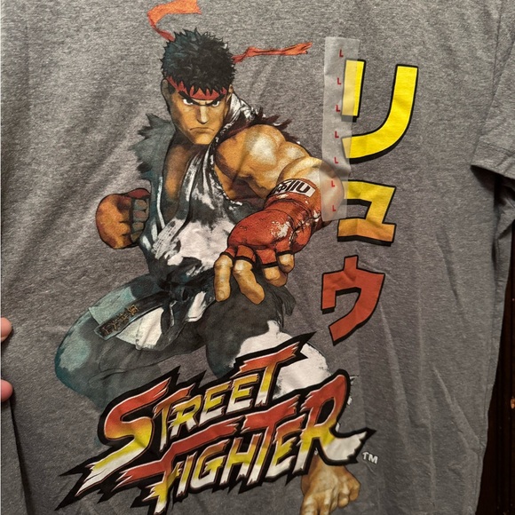 Men’s Short Sleeve Street Fighter Large Old Navy Shirt (NEW) - Picture 2 of 7